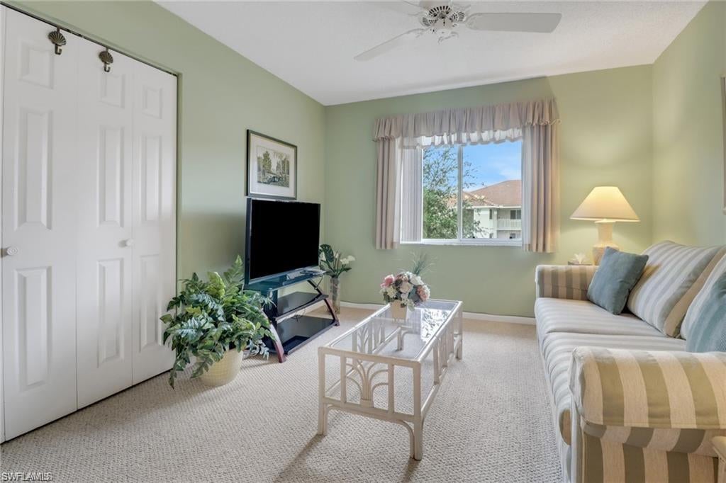 CHATHAM SQUARE - Residential