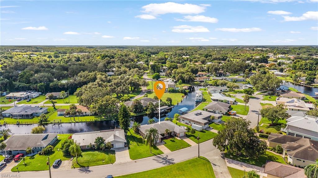 PARADISE SHORES - Residential Income
