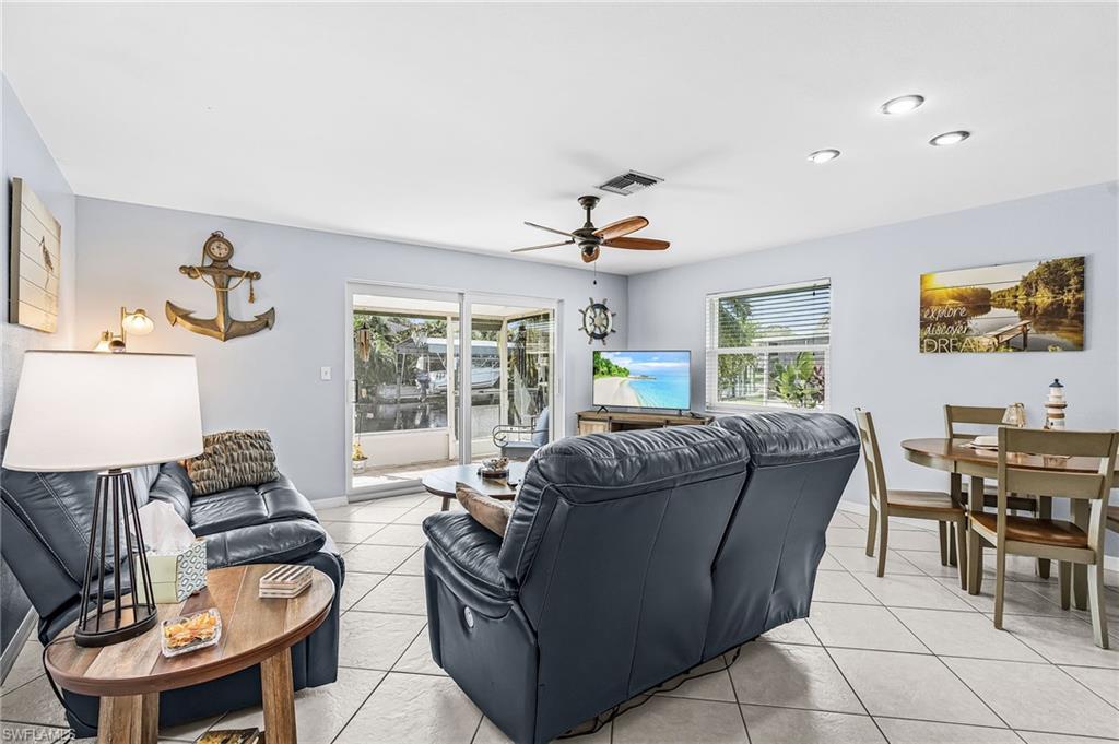 PARADISE SHORES - Residential Income
