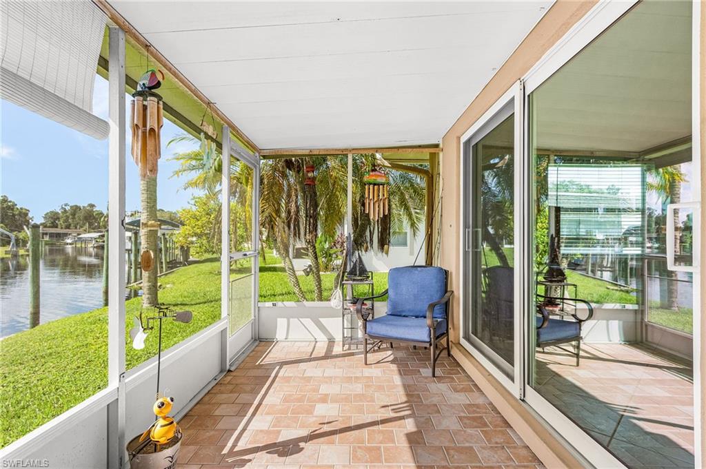 PARADISE SHORES - Residential Income