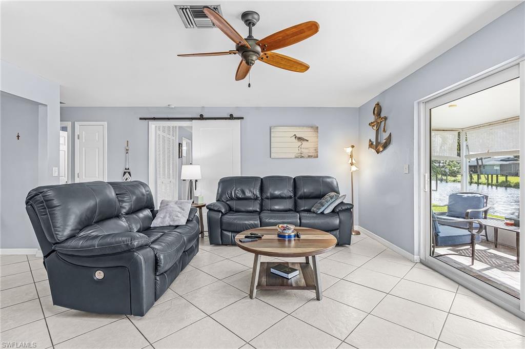 PARADISE SHORES - Residential Income
