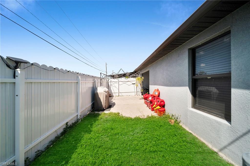 CAPE CORAL - Residential Income