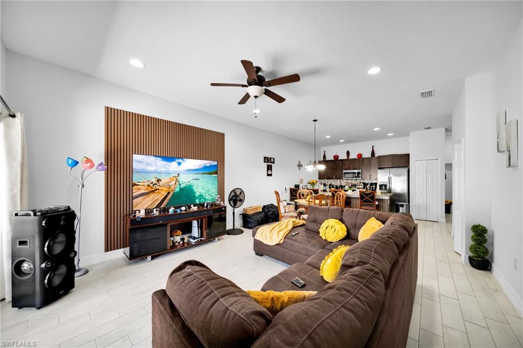 CAPE CORAL - Residential Income