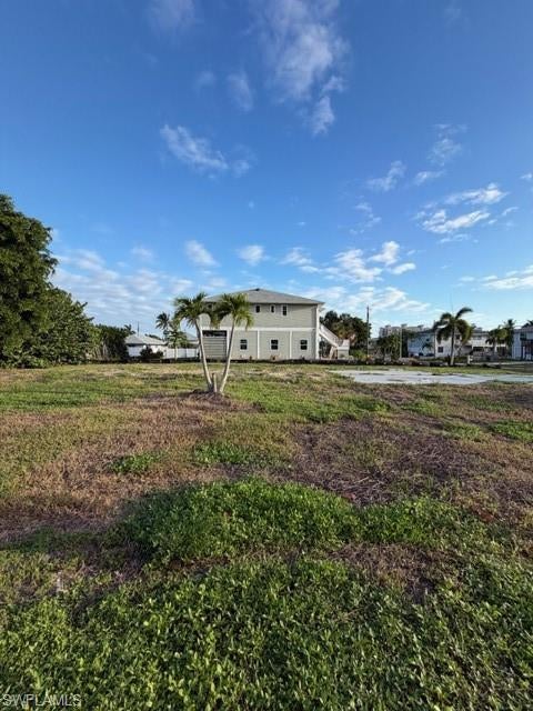 LAGUNA SHORES - Land