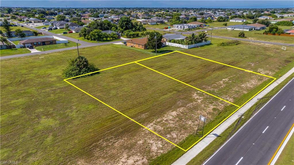 CAPE CORAL - Land