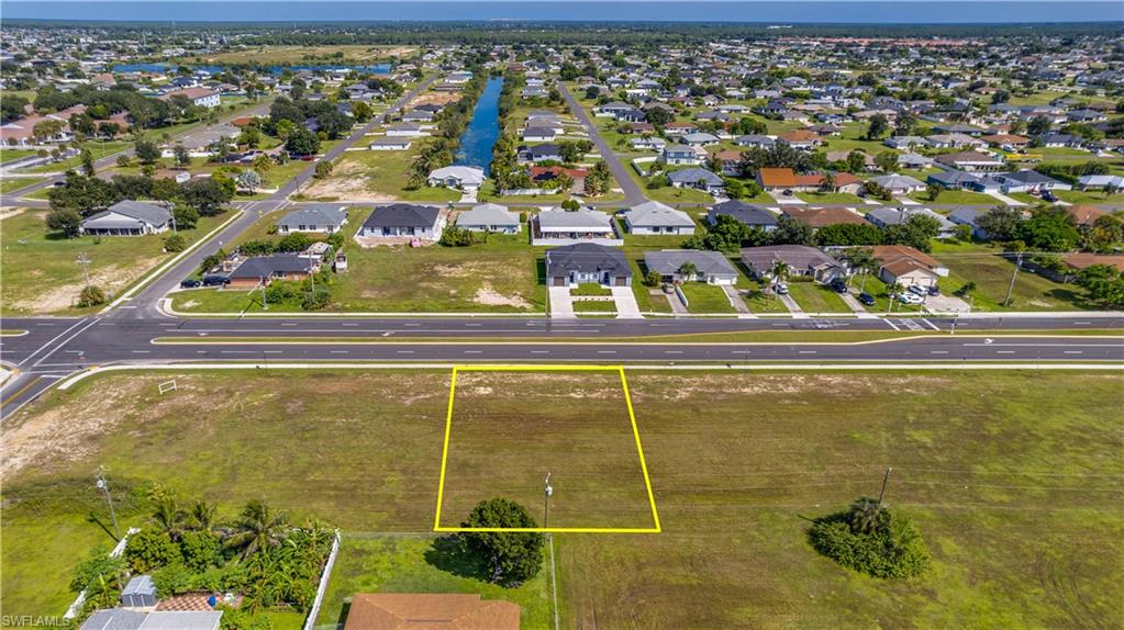 CAPE CORAL - Land