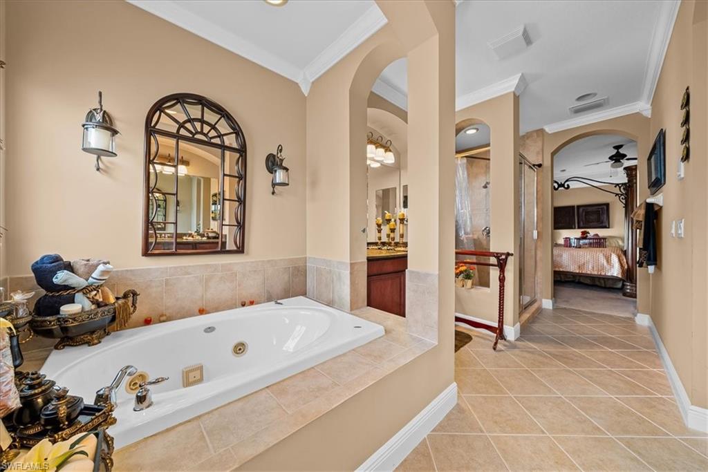 VALENCIA COUNTRY CLUB - Residential