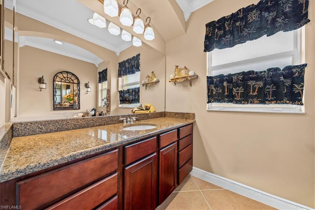 VALENCIA COUNTRY CLUB - Residential