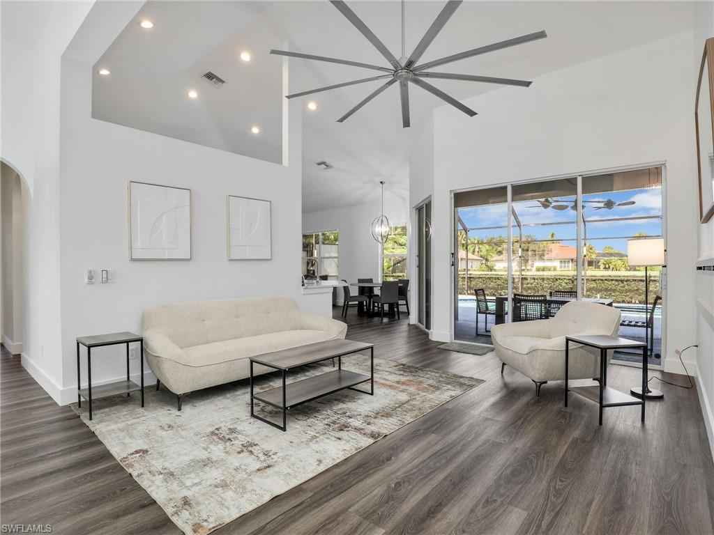 MUSTANG ISLAND - Residential Lease