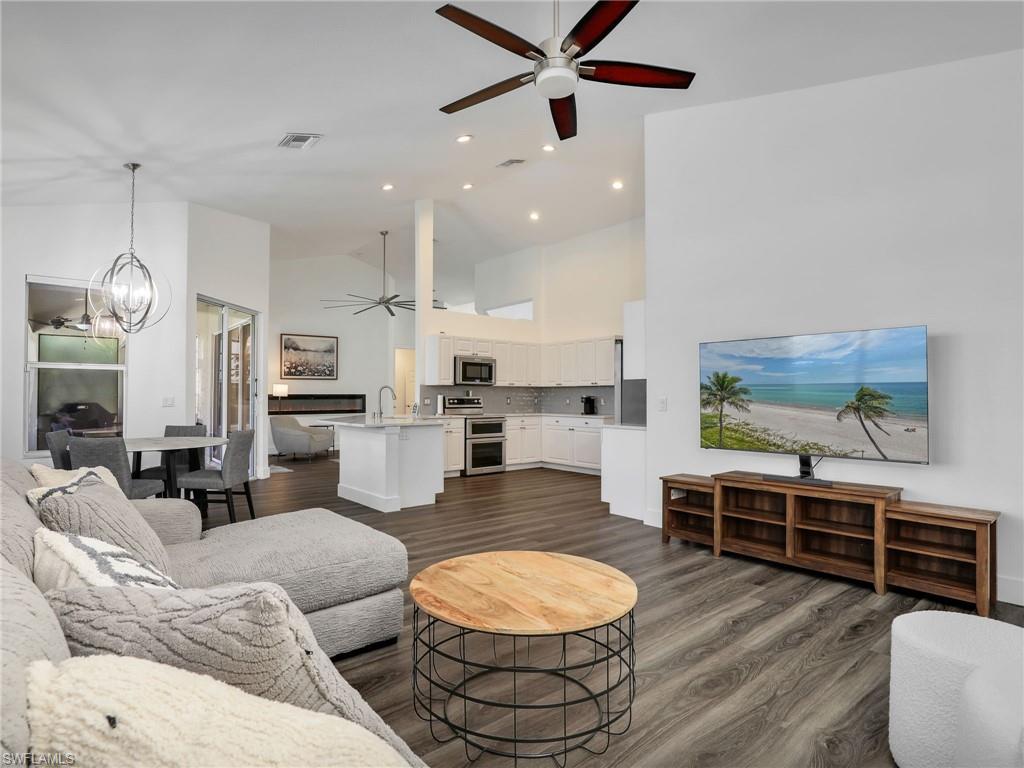 MUSTANG ISLAND - Residential Lease