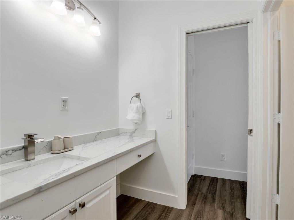 MUSTANG ISLAND - Residential Lease