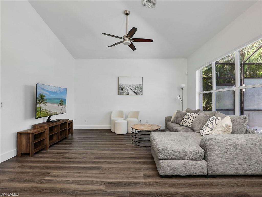 MUSTANG ISLAND - Residential Lease