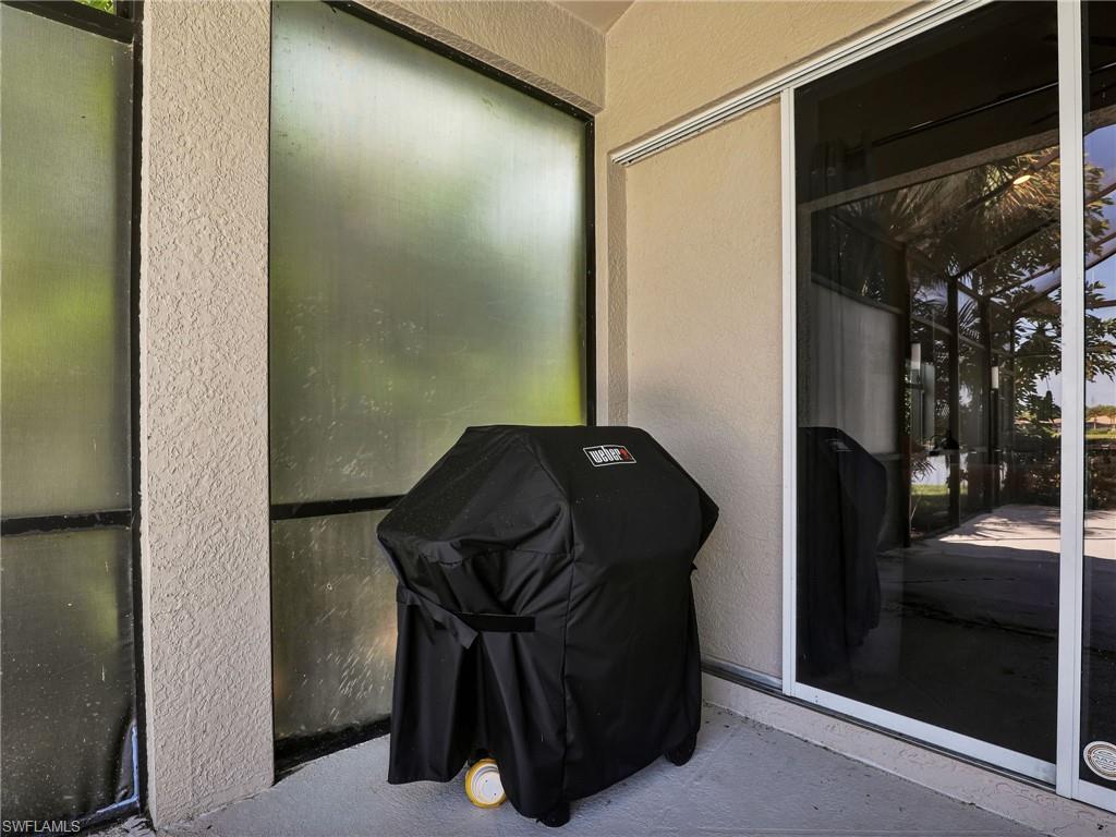MUSTANG ISLAND - Residential Lease