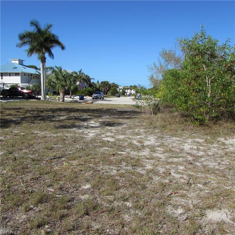 CAPTAINS COVE - Land