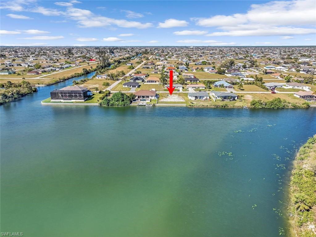 CAPE CORAL - Land