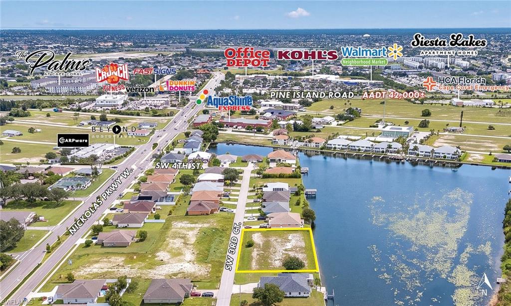 CAPE CORAL - Land