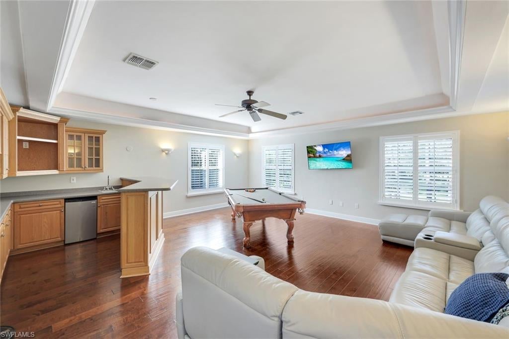 SAN CARLOS ESTATES - Residential