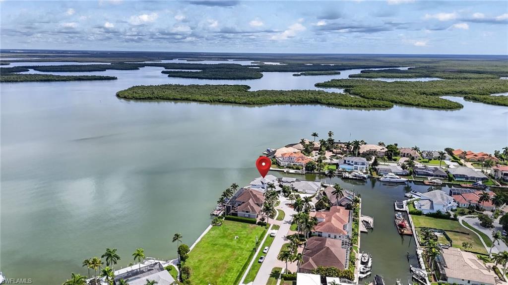 MARCO BEACH - Residential