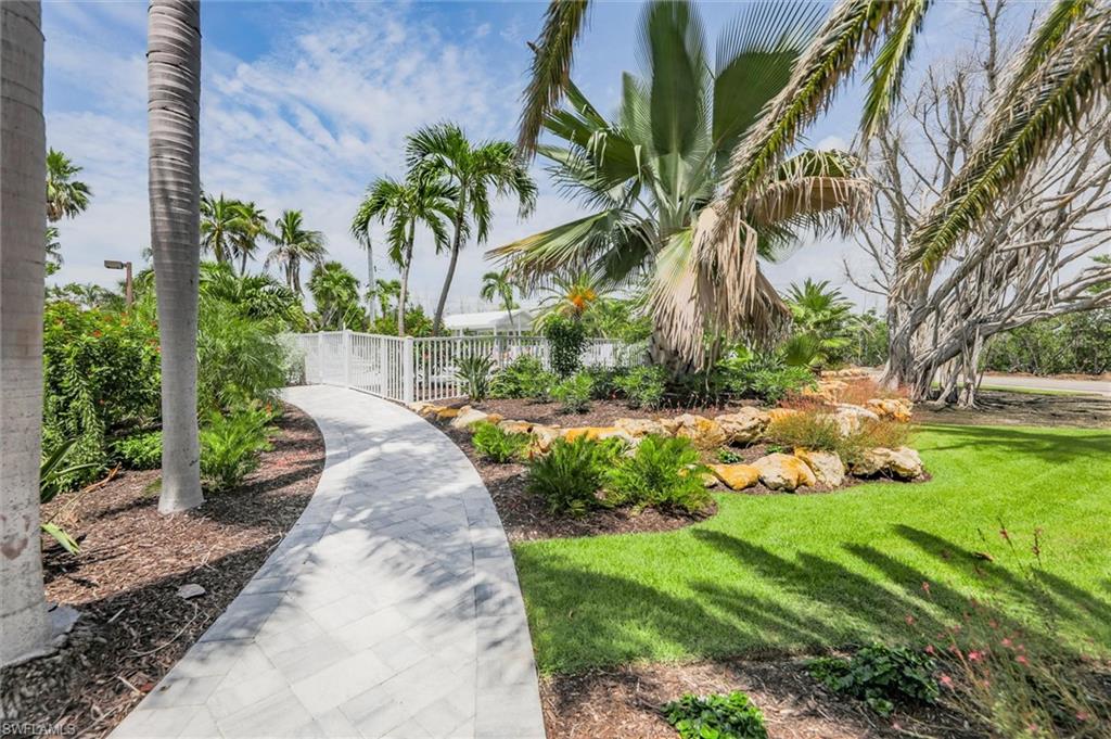 GULF BEACH VILLAS - Residential