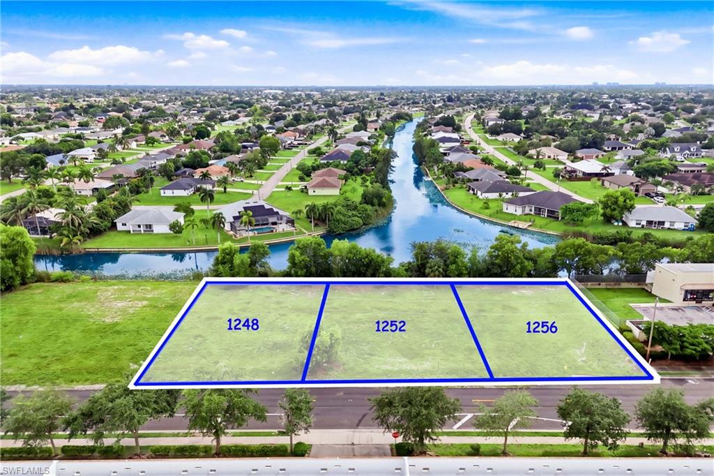 CAPE CORAL COMMERCIAL CENTER - Land