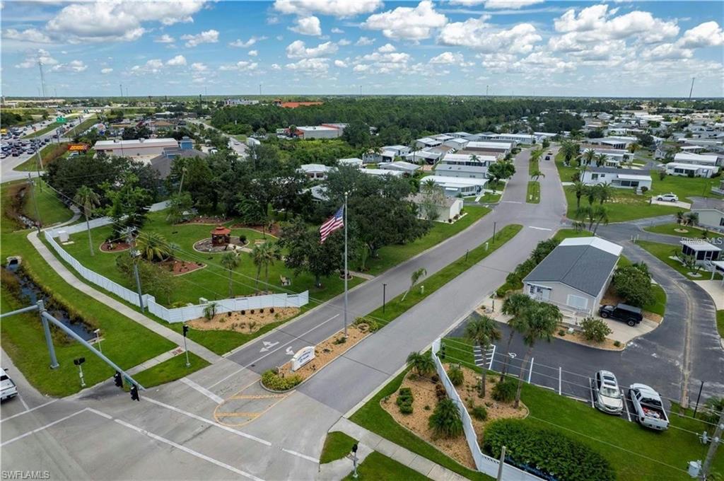 PORT CHARLOTTE - Land
