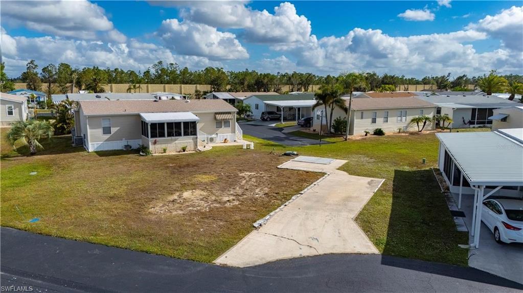 PORT CHARLOTTE - Land