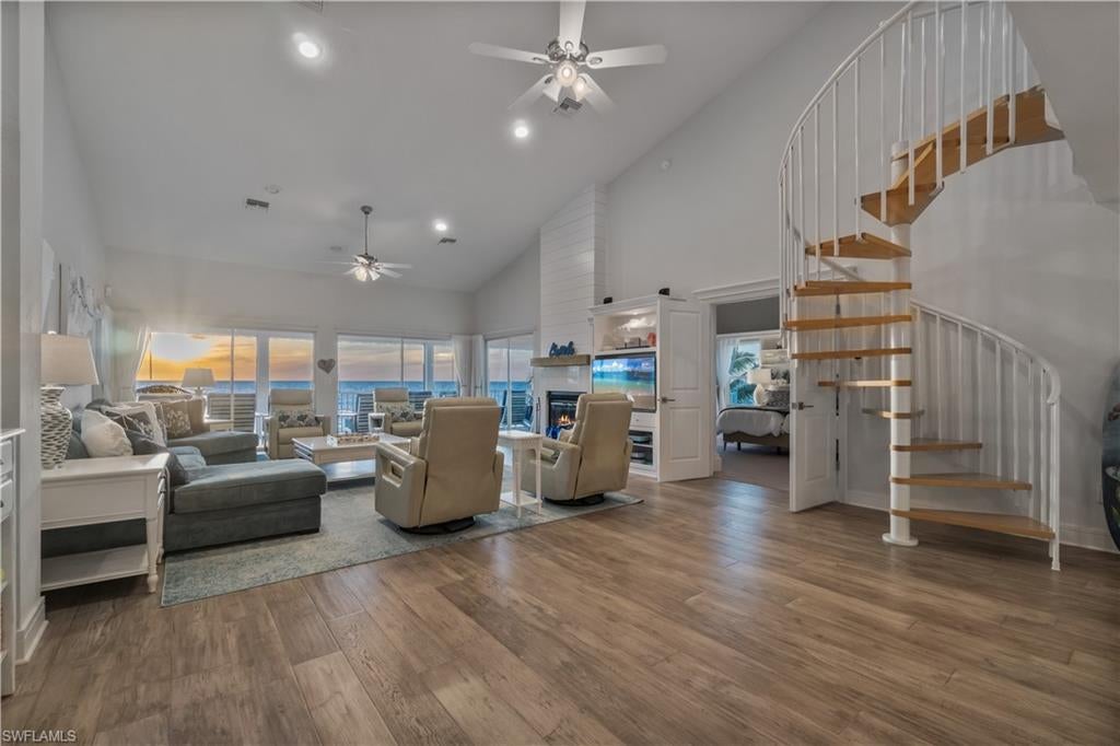 BONITA BEACH - Residential