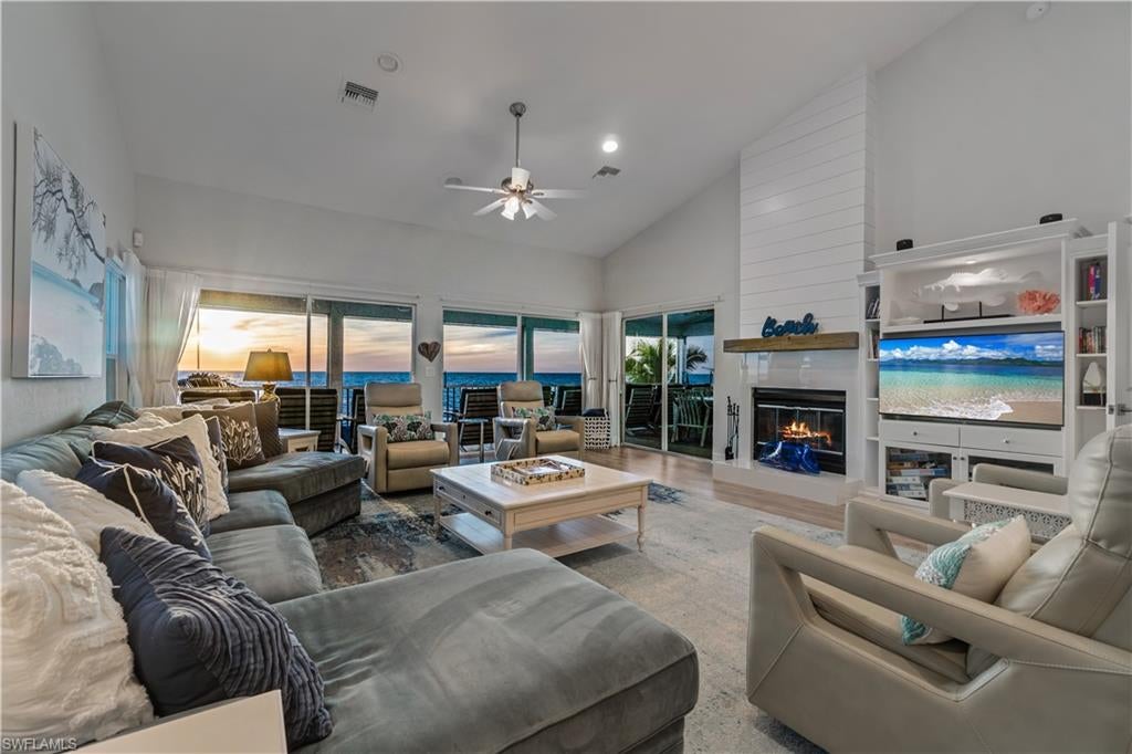 BONITA BEACH - Residential