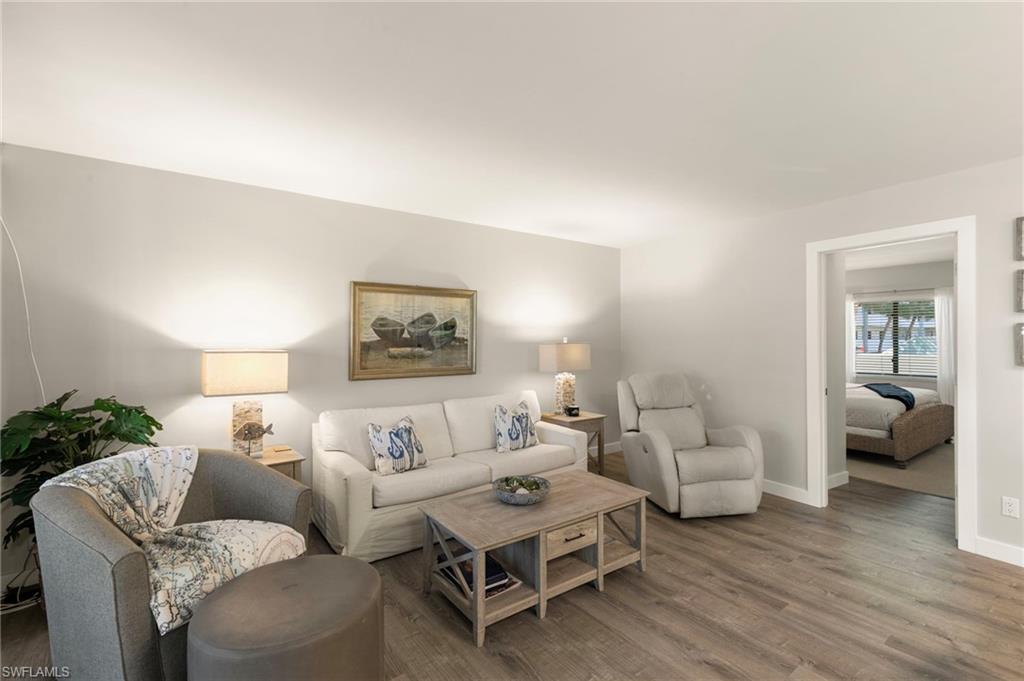 RIVERSIDE CLUB - Residential