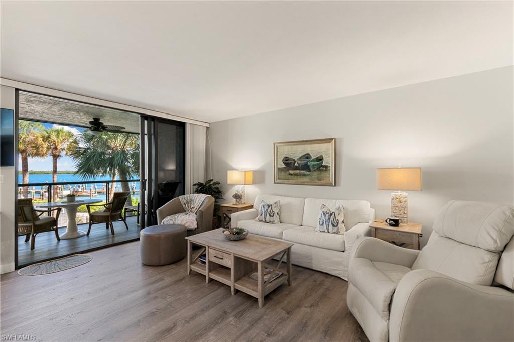 RIVERSIDE CLUB - Residential