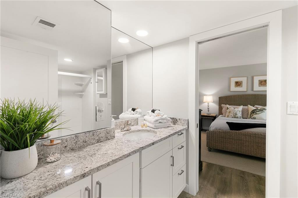 RIVERSIDE CLUB - Residential