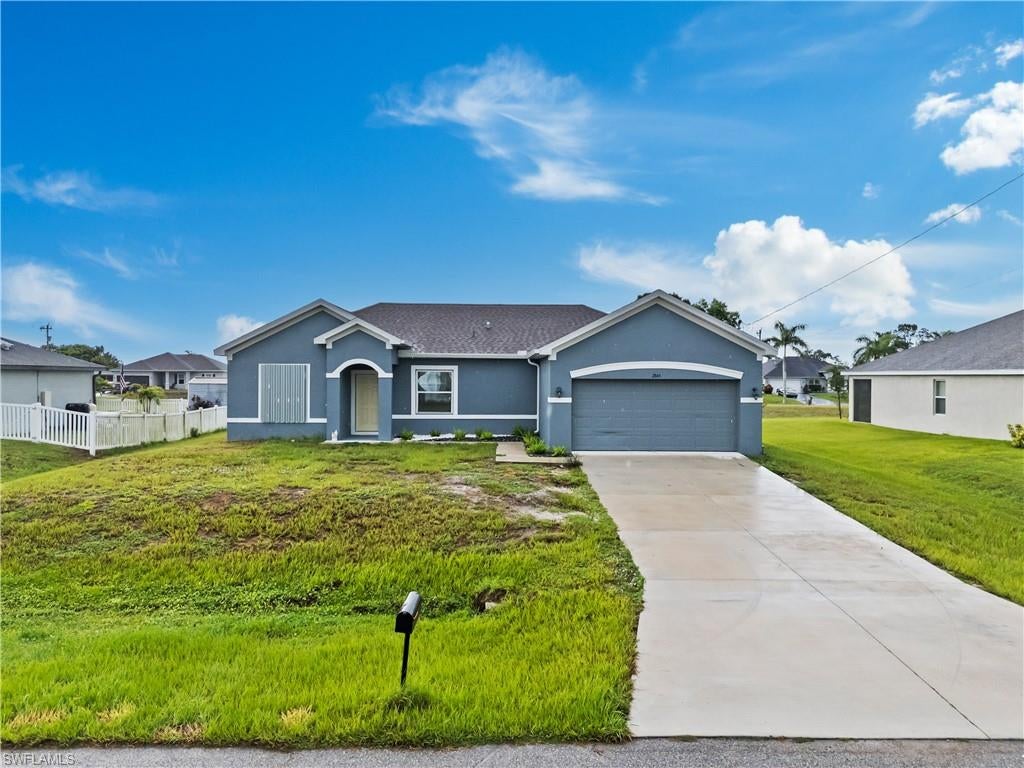 CAPE CORAL - Residential