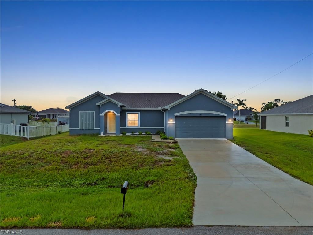 CAPE CORAL - Residential