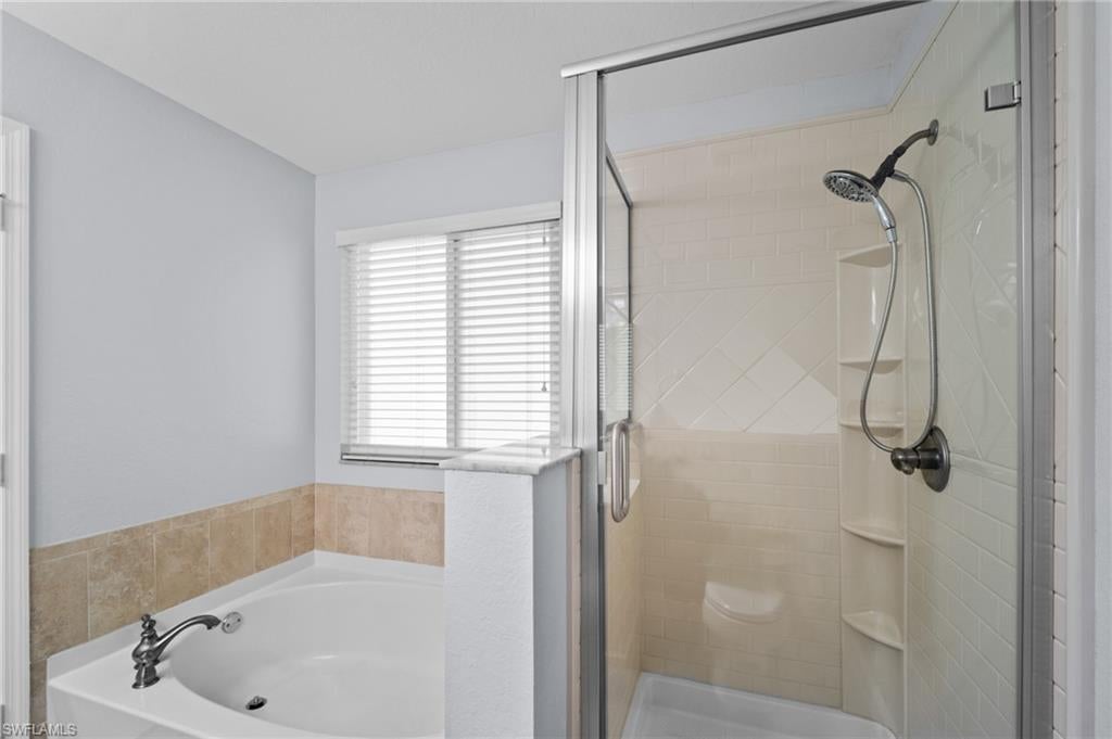 BAYSHORE COMMONS - Residential