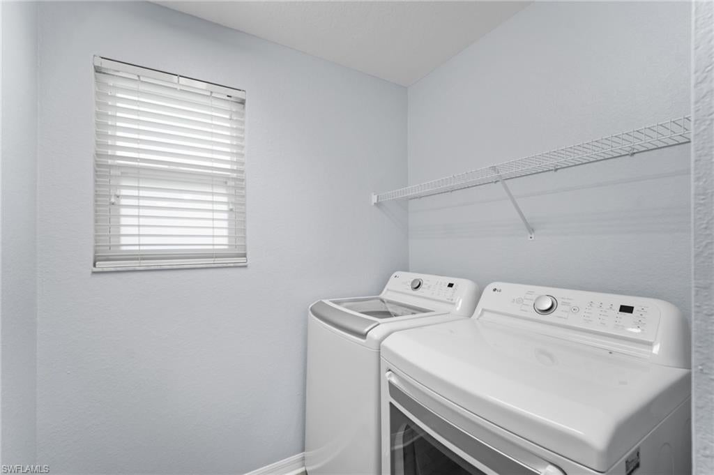 BAYSHORE COMMONS - Residential