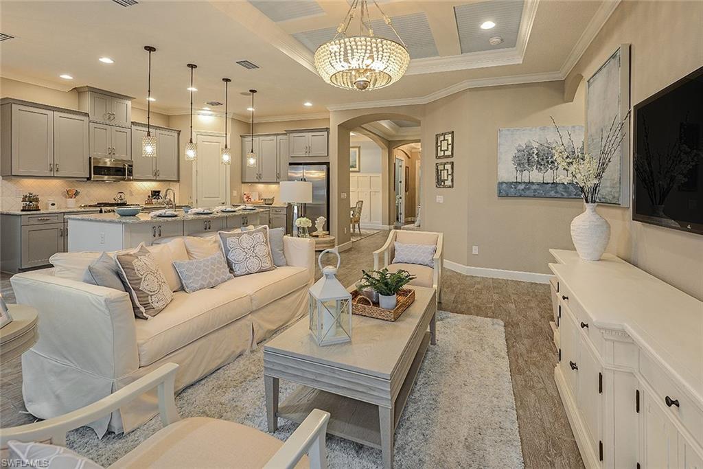 PEBBLE POINTE - Residential