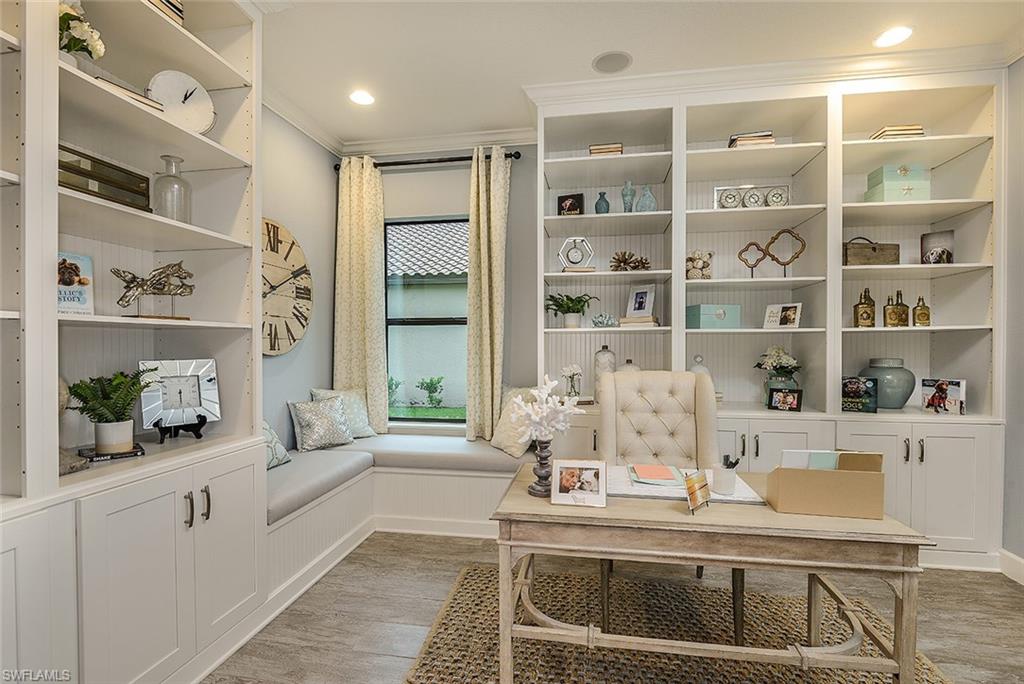 PEBBLE POINTE - Residential