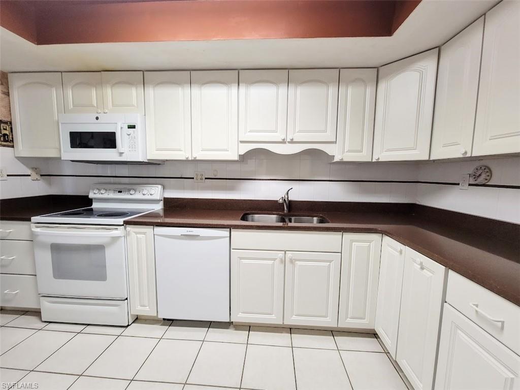 CRECIENTE CONDO NORTH - Residential