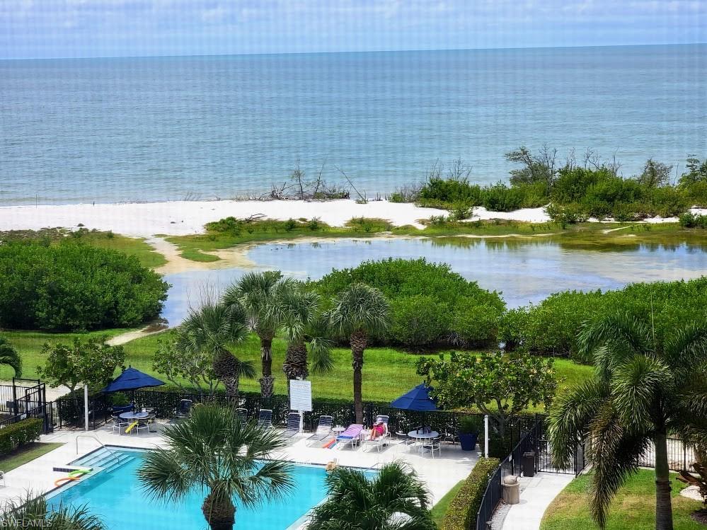 CRECIENTE CONDO NORTH - Residential