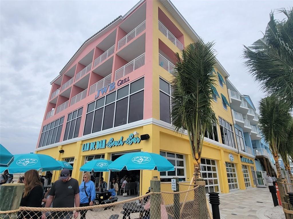 CRECIENTE CONDO NORTH - Residential