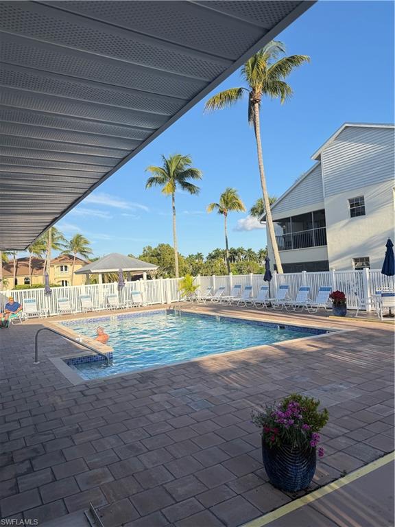 RIVERS EDGE - Residential