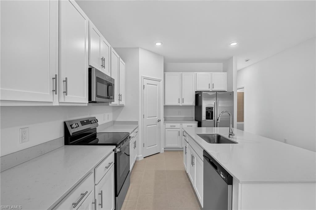 SABAL GLEN AT MIDTOWN - Residential