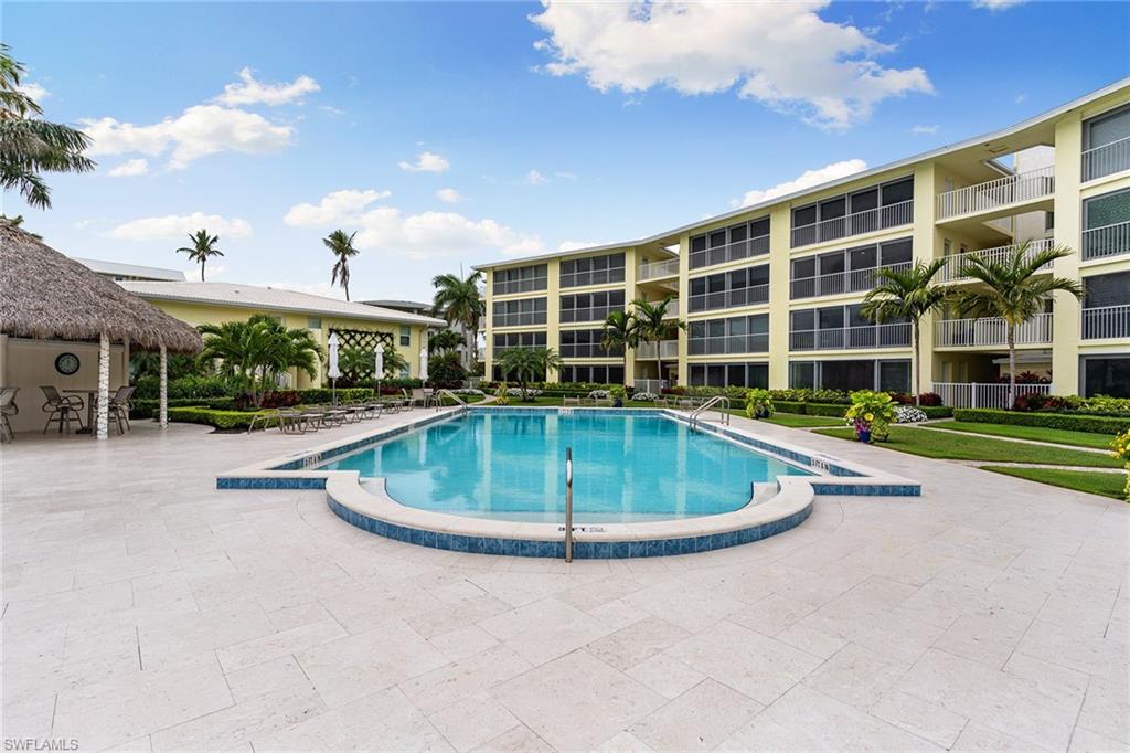 JENNIFER SHORES - Residential