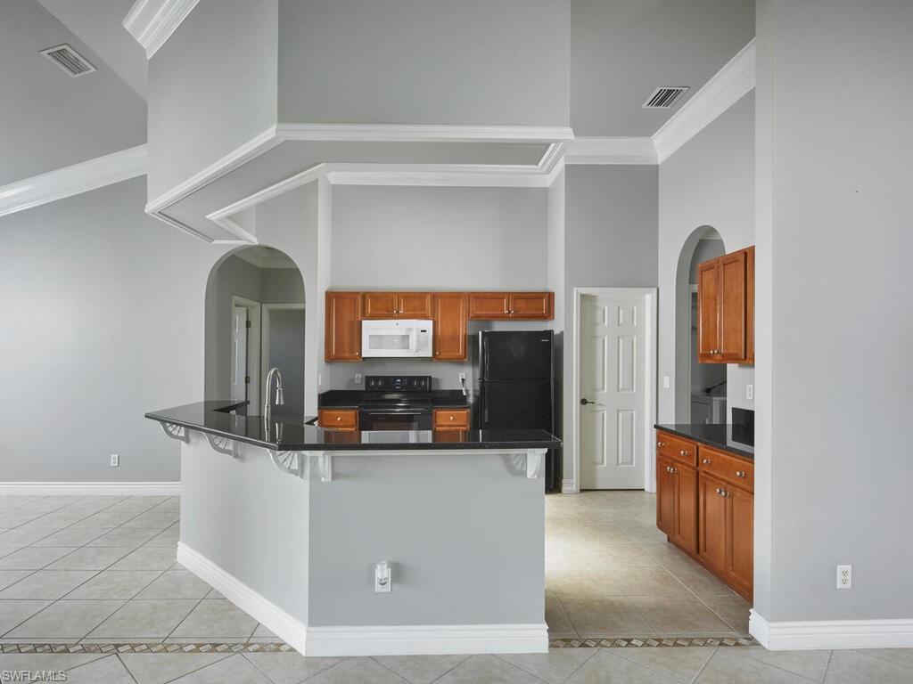 ROYAL PALM GOLF ESTATES - Residential
