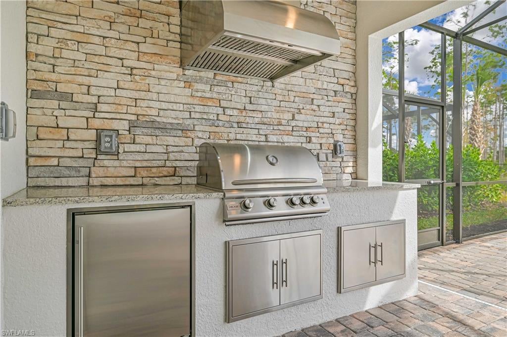 VISTA WILDBLUE - Residential Lease