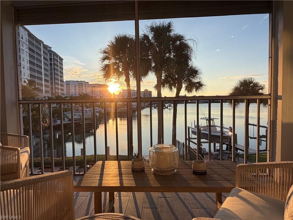 CHATEAU VANDERBILT - Residential Lease