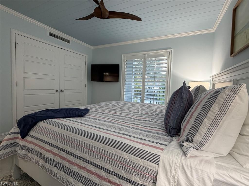 CHATEAU VANDERBILT - Residential Lease