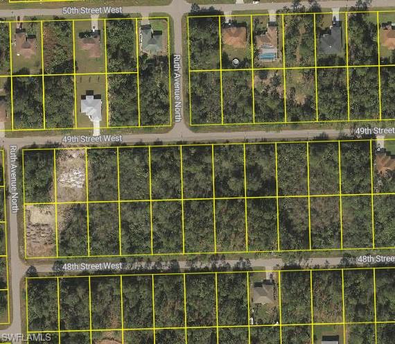LEHIGH ACRES - Land