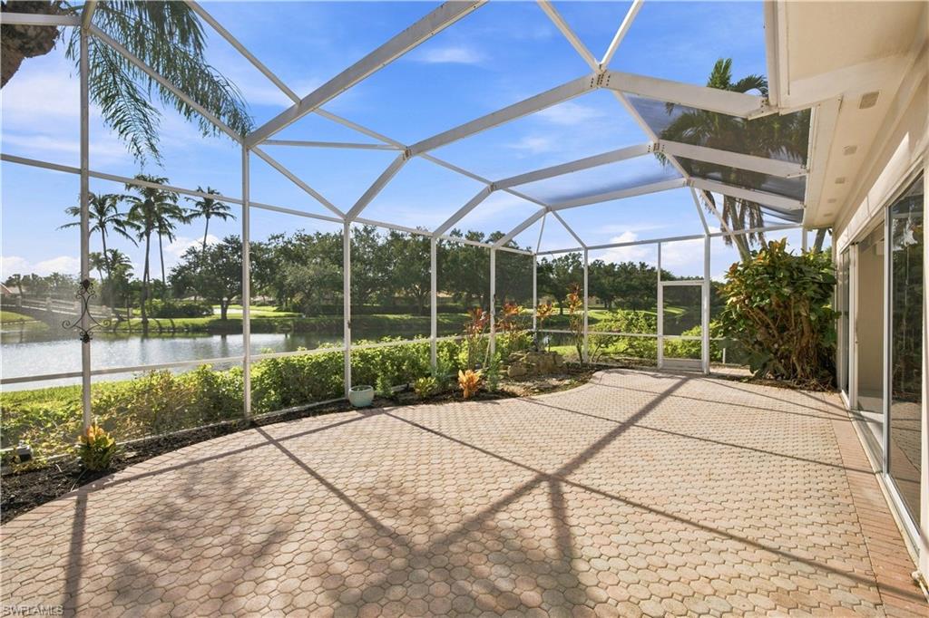 VILLAGE WALK - Residential