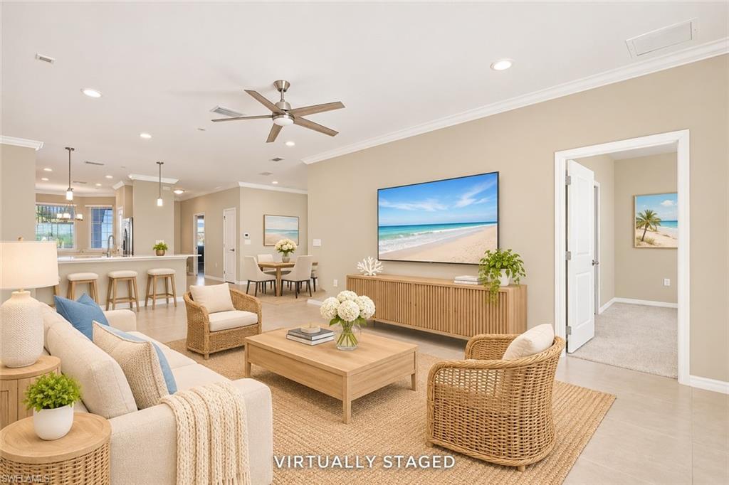 ESPLANADE LAKE CLUB - Residential